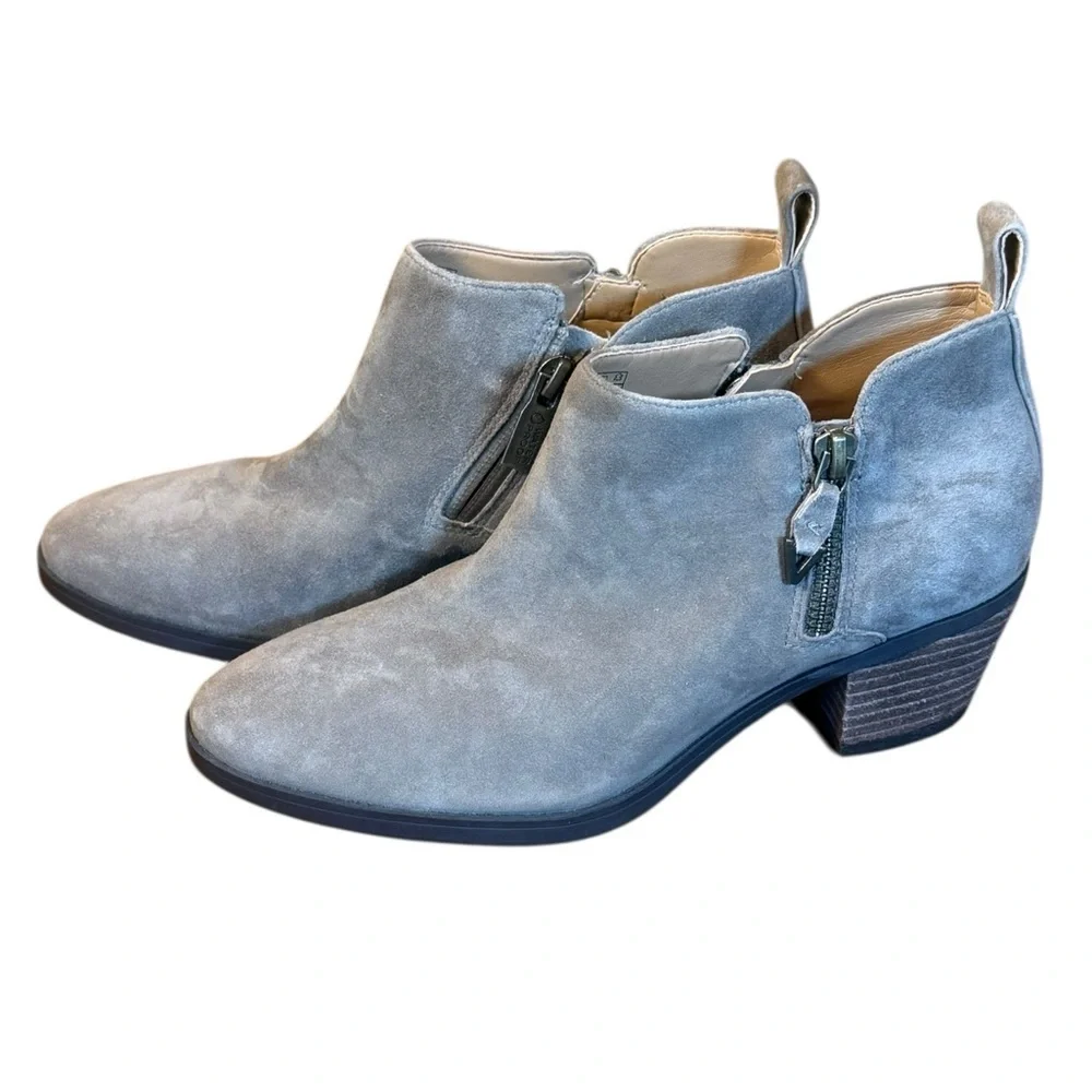 NWOB tags Vionic Cecile Suede Leather Waterproof Bootie Ankle Boots 6*note flaw